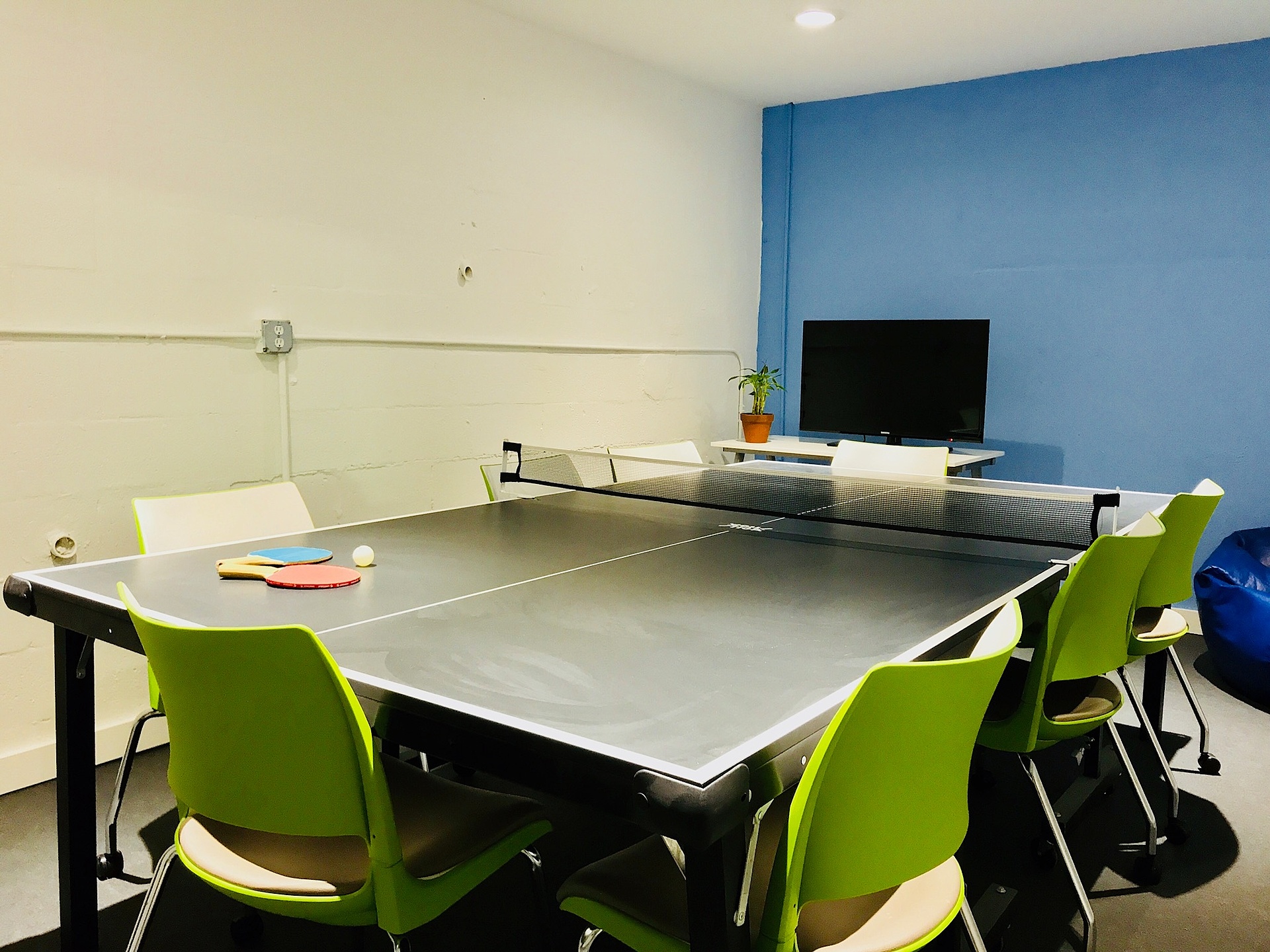 Creative Co-working and Meeting Space - Image 5 of 6