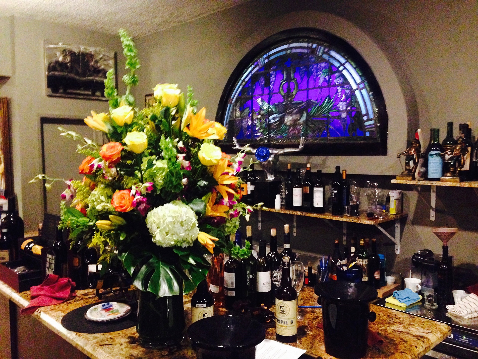 Intimate Wine Lounge - Image 4 of 5