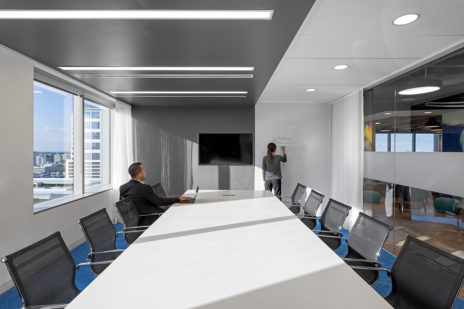 Bright Conference/Meeting Room  - Image 1 of 5