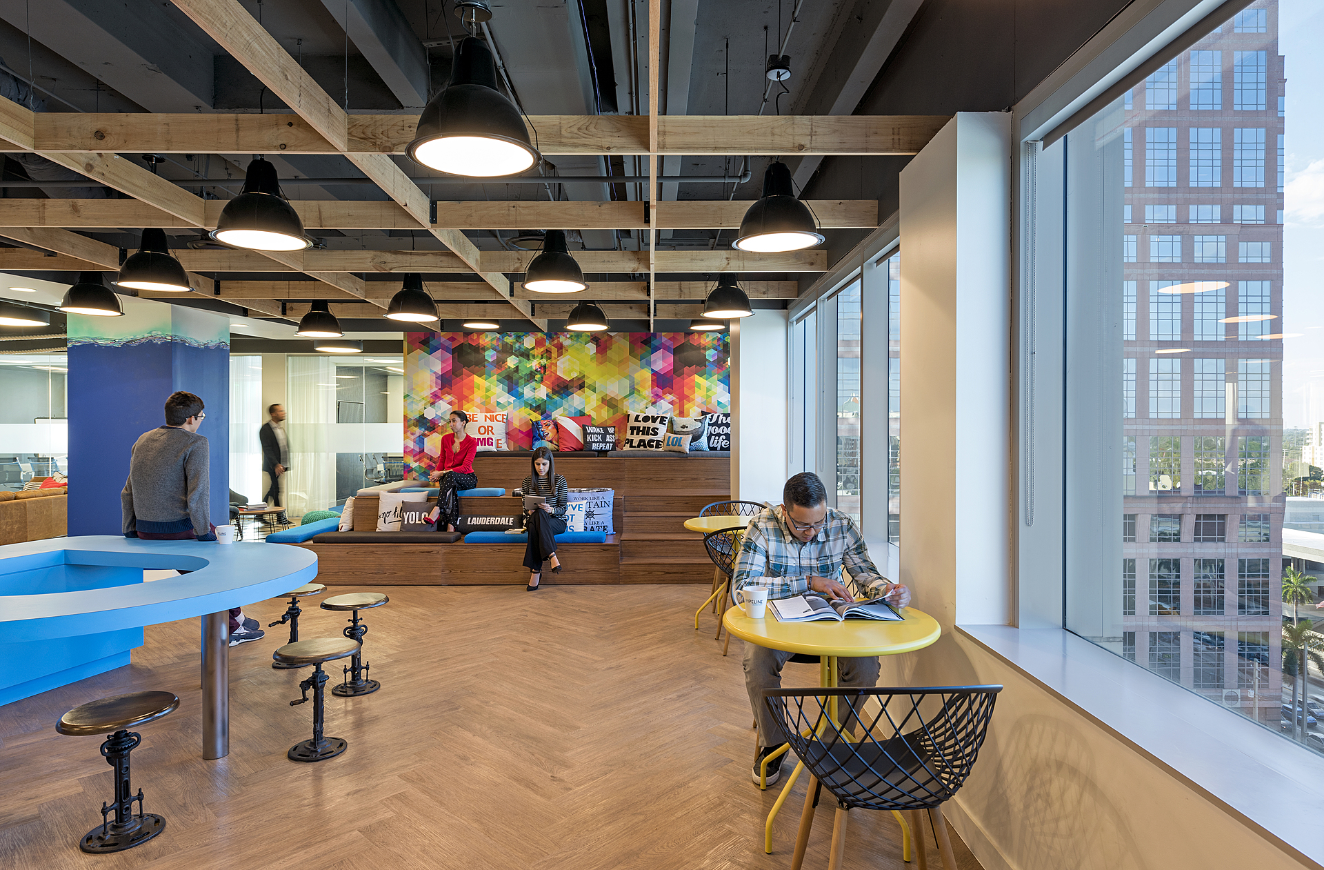 Bright Conference/Meeting Room  - Image 5 of 5