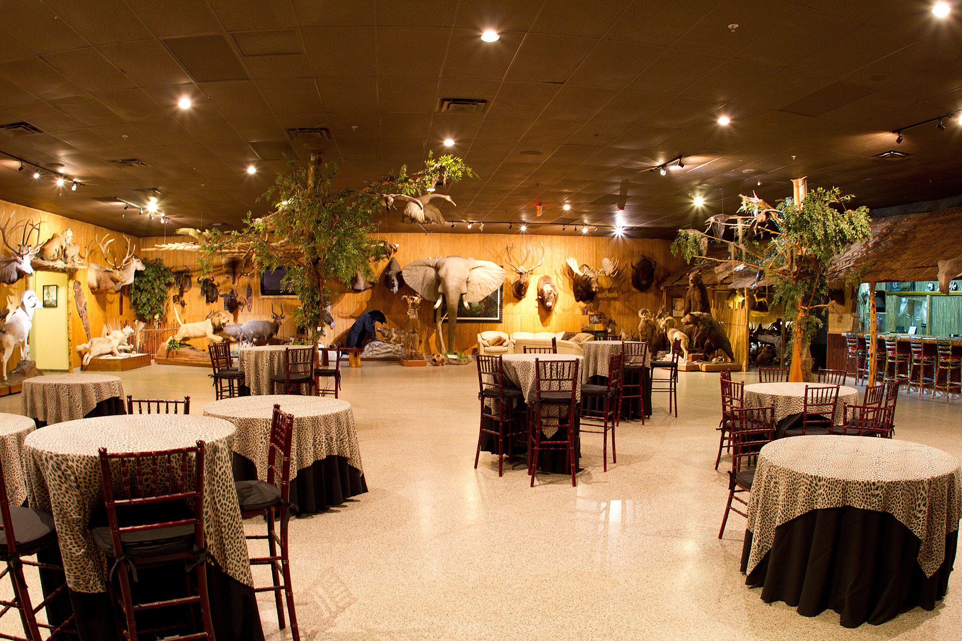 Parties.Action Kitchen.Private Dining - Image 3 of 10