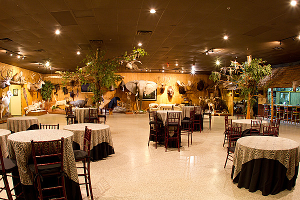 Parties.Action Kitchen.Private Dining - Image 3 of 10