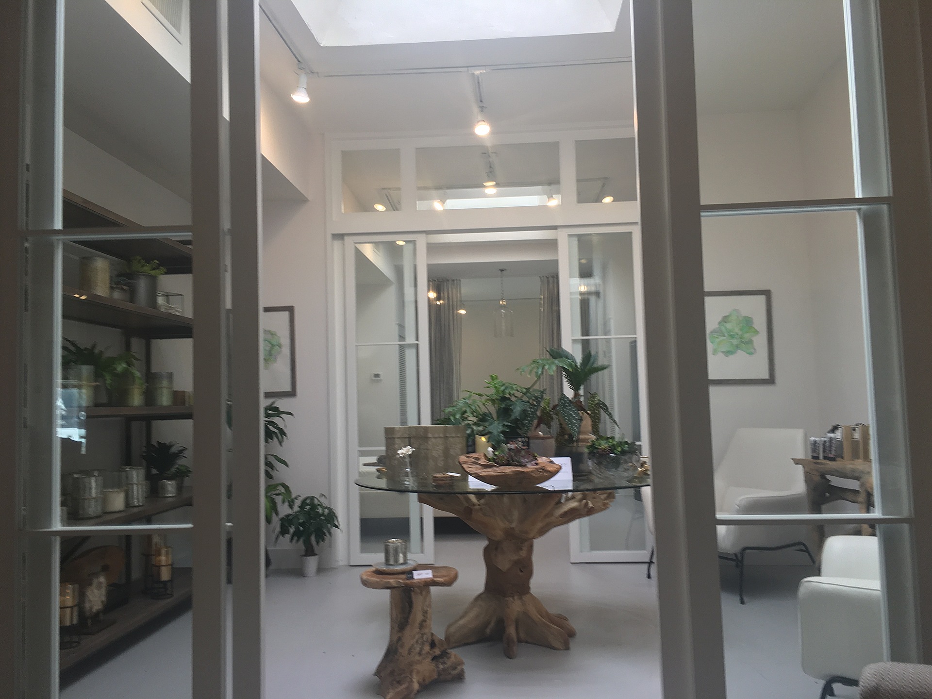 Modern Gallery in Flagler Village - Image 3 of 7