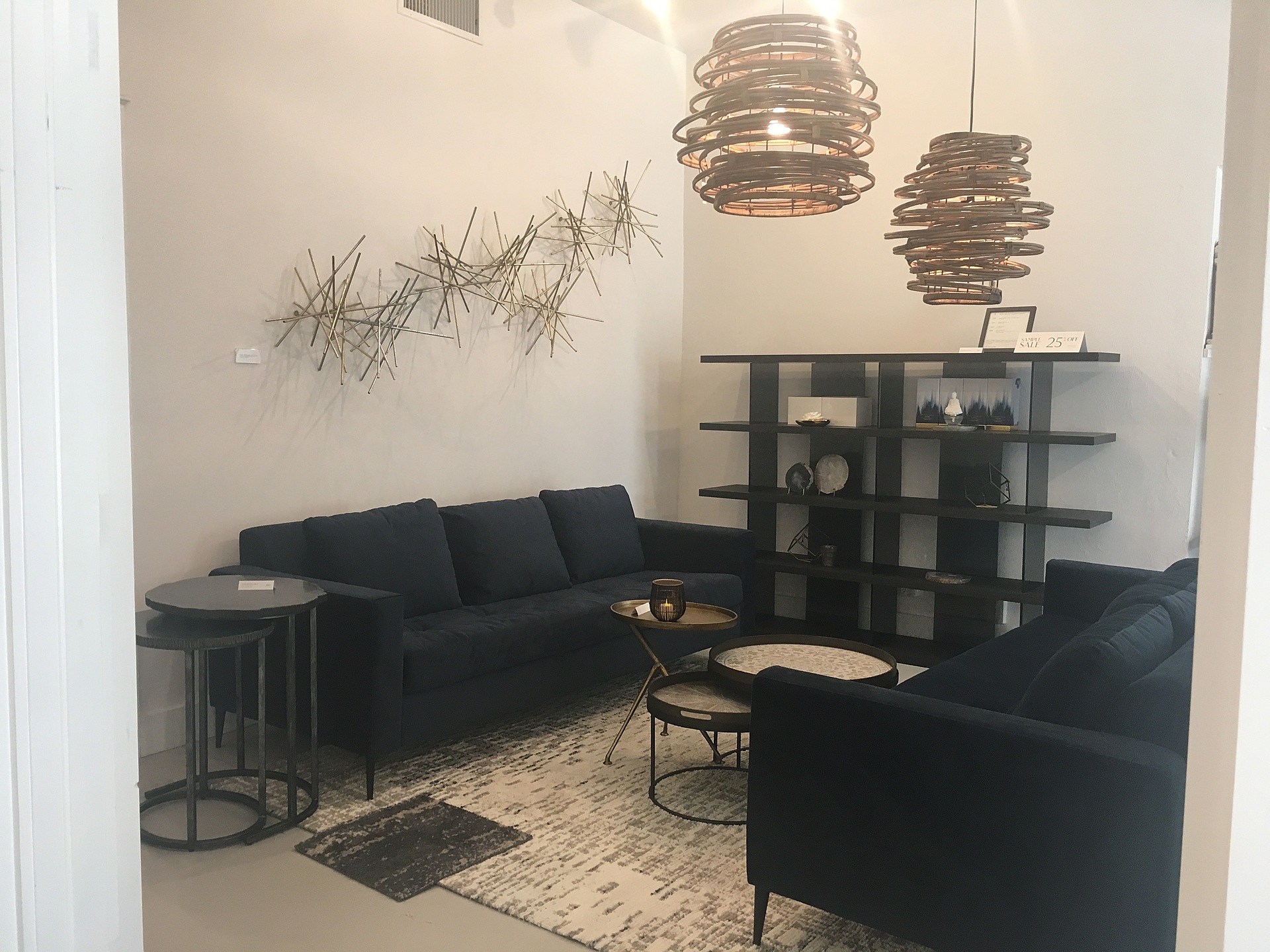 Modern Gallery in Flagler Village - Image 5 of 7