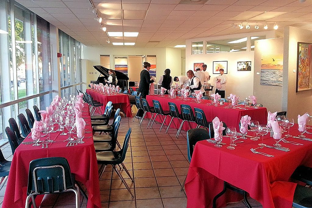 Main Gallery Space - Image 1 of 5