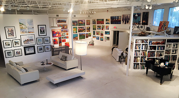 Bright Artistic Warehouse - Image 1 of 10