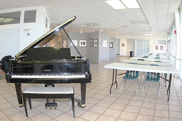 Bienes Gallery Space - Image 3 of 4