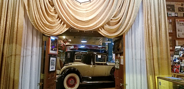 Fort Lauderdale Antique Car Museum Event Venue - Image 6 of 7