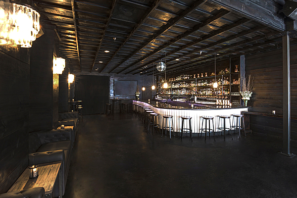 Elegant event venue with a classic touch. - Image 7 of 8