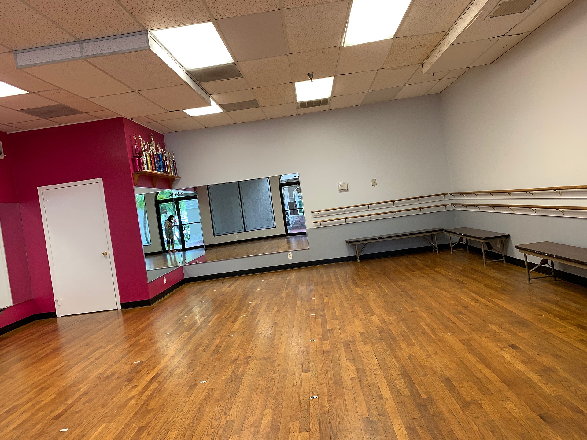 Bright, Party and Workshop Studio  - Image 2 of 4