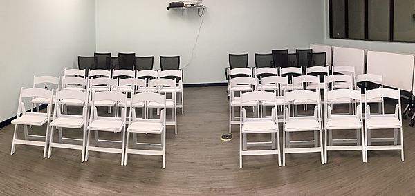 Spacious Conference Room Excellent Lighting! - Image 4 of 4