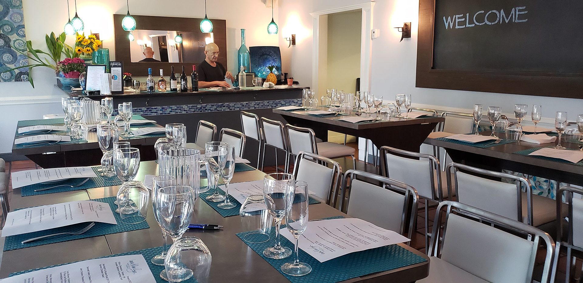 Bright, spacious foodie venue. - Image 6 of 6