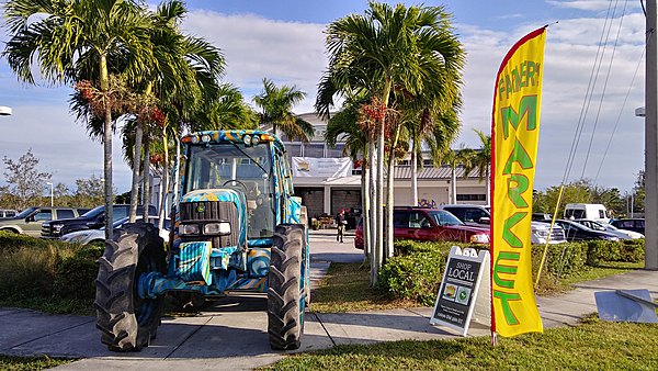 Open air market and commercial kitchen w/open lawn - Image 3 of 7