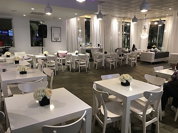 Bright, Elegant & Versatile Space - Image 6 of 9