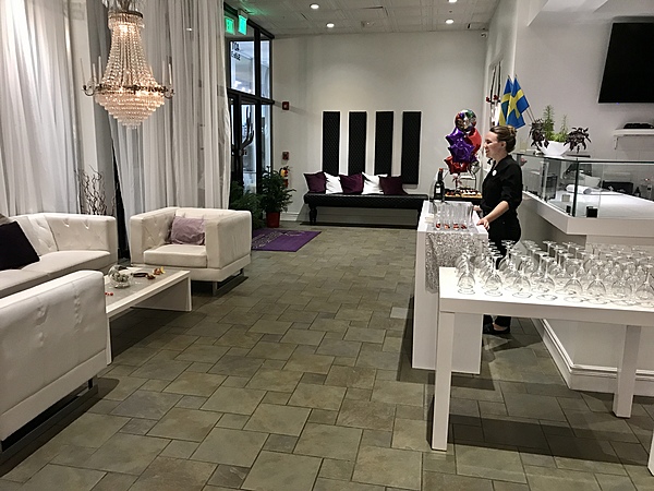 Bright, Elegant & Versatile Space - Image 8 of 9