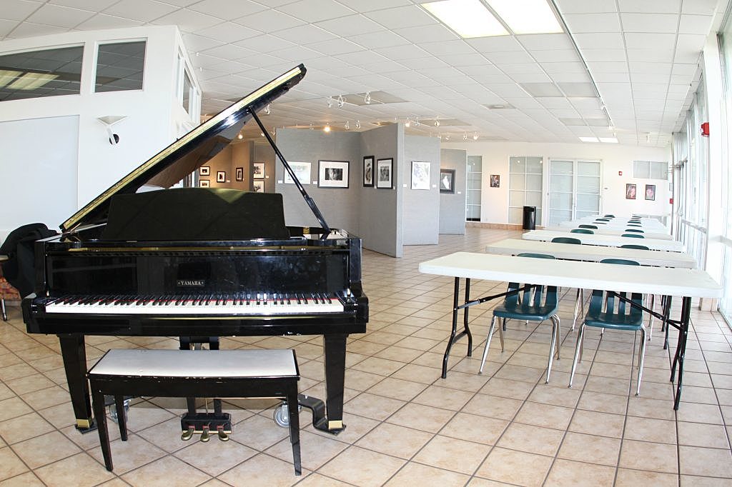 Main Gallery Space - Image 2 of 5