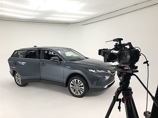 Indoor Video Photo Production Event Facility - Image 8 of 10